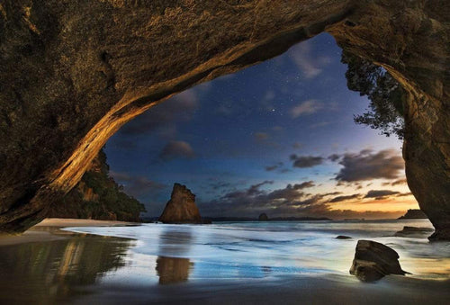 5051 8 Wizard_Genius Cathedral Cove In New Zealand Carta Da Parati In Tessuto Non Tessuto 384X260cm 8 Strisce_417Aa5A6 Ded4 4A45 B872 6442E506C551 | Yourdecoration.it