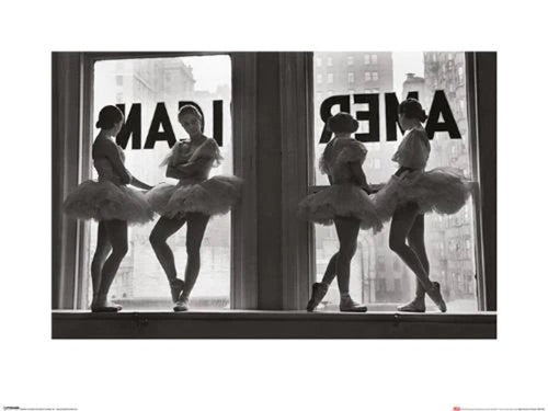 Stampa Artistica Time Life Ballet Dancers In Window 80x60cm Pyramid PPR40191 | Yourdecoration.it