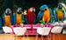 Dimex Colourful Macaw Carta Da Parati In Tessuto Non Tessuto 375X250cm 5 Strisce Ambiente_1C0D6A96 Ae53 4Afa Ba29 69A8C2337001 | Yourdecoration.it