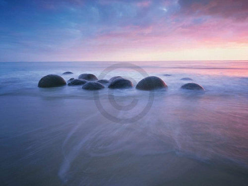 pgm poh 02 popp hackner moeraki boulders stampa artistica 80x60cm | Yourdecoration.it